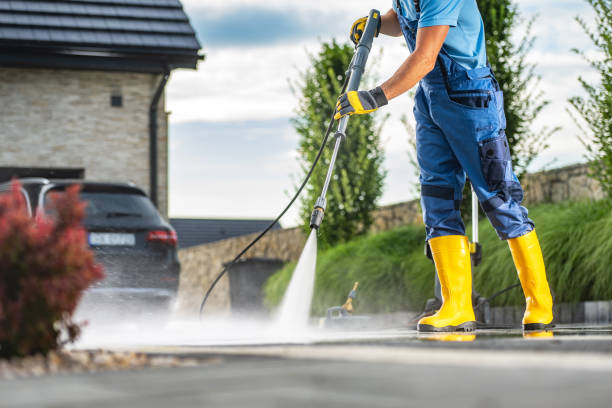 Best Deck and Patio Pressure Washing in East Foothills, CA